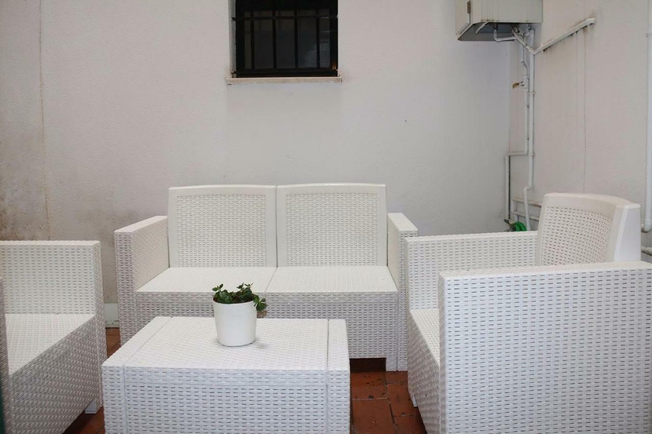 Rg Triana, Calle Castilla Con Patio Apartment *